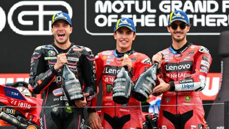 Da sinistra Marco Bezzecchi, Marc Marquez e Francesco Bagnaia