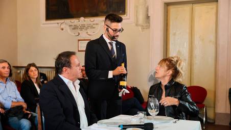 Bertinoro, il cesenate Andrea Peruzzi eletto Ambasciatore dell’Albana e migliore sommelier comunicatore