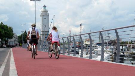Rimini, in bici al lavoro: per il “Bike to Work” 718 adesioni
