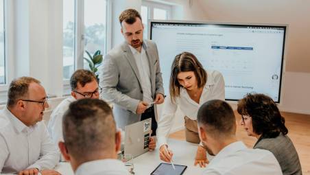 Quando un’azienda impara a guardarsi dentro cambia anche il modo in cui guarda fuori