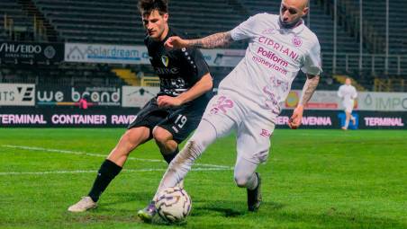 Carlo Ilari potrebbe essere un’idea per il centrocampo del Forlì foto fiorentini