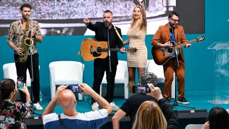Valeria Marini con Mirko Casadei