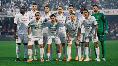 La formazione iniziale di domenica sera all’Arechi