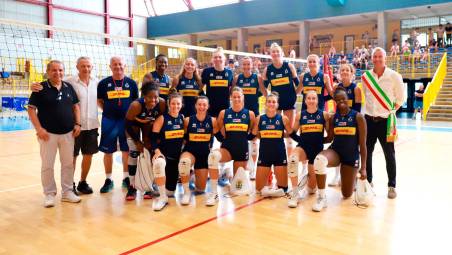 Volley donne, l’Italia di Velasco chiude la settimana di allenamenti a Cervia
