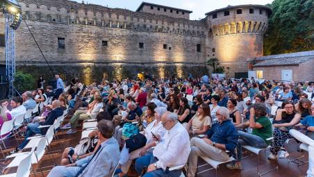 Forlì, Festival di Caterina 2025: un “tutto esaurito” per gli incontri serali