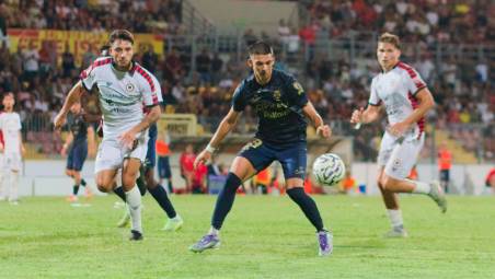 L’attaccante giallorosso Cristian Spini ha segnato 7 gol e fornito 9 assist in 16 giornate (Fiorentini)