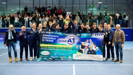 La festa del Circolo Tennis Massa Lombarda dopo la conquista dello storico scudetto