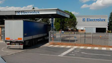 Forlì, caldo torrido, Electrolux rimodula gli orari del 30 giugno e del 1° luglio