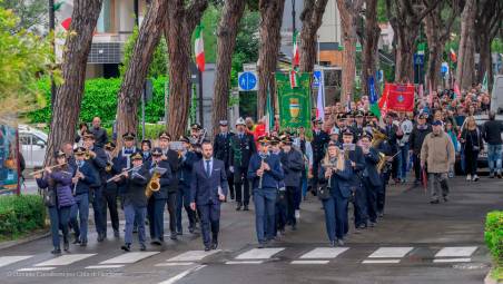 Riccione, un corteo affollato per il 25 aprile - Gallery