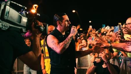 Rimini, la Notte Rosa di RDS Summer Festival 2026 fa il pienone VIDEO E FOTOGALLERY