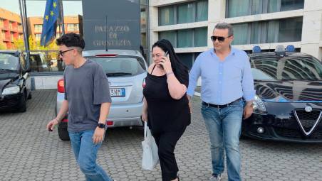 Al telefono, Manuela Bianchi (foto Manuel Migliorini)