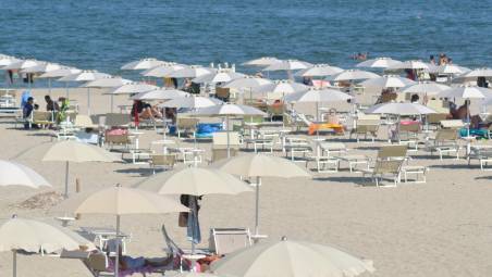 L’assessora regionale Frisoni: “Ferragosto con i numeri del 2024, nella riviera romagnola rapporto qualità-prezzo insuperabile”