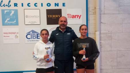 Tennis, firme Nobili al Tc Riccione
