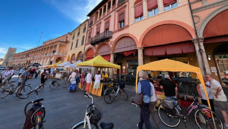 Faenza, i produttori agricoli portano in piazza le eccellenze contadine