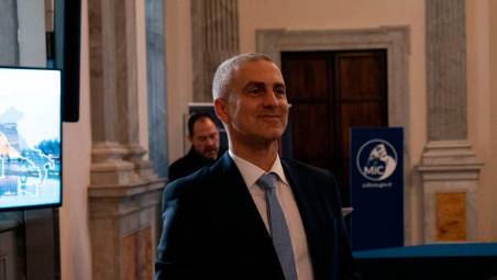 Il sindaco di Rimini e presidente della Provincia Jamil Sadegholvaad