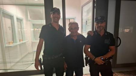 Bellaria, perde il portafogli con 1.300 euro in contanti, un agente glielo riconsegna