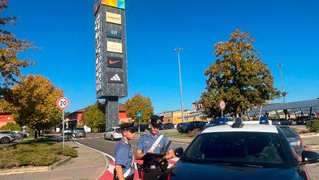 Castel Guelfo: sgominata la banda di ladri del sabato pomeriggio all’outlet, arrestati tre uomini e due donne