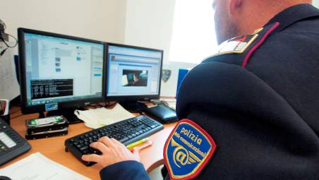 Rimini. Finti poliziotti e falsi bancari, imprenditore truffato per 50mila euro