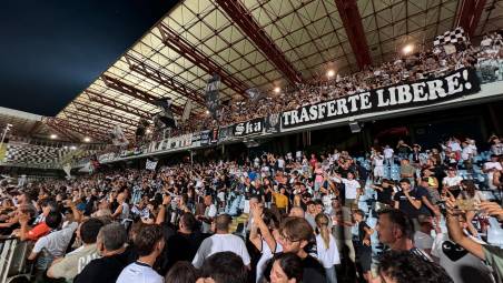 Cesena-Pescara senza tifosi ospiti: gli ultras bianconeri fuori dallo stadio per i primi 15 minuti