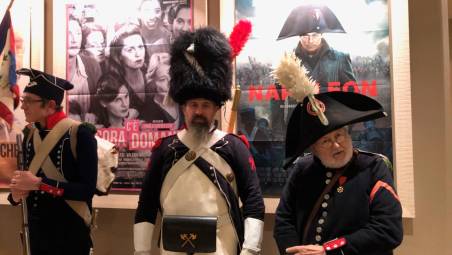 A Cesena un tuffo nel passato con le truppe napoleoniche schierate al cinema Eliseo