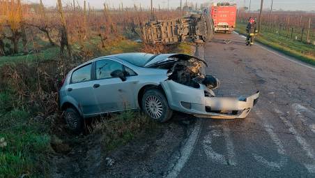 I due veicoli protagonisti dell’incidente (Foto Massimo Fiorentini)