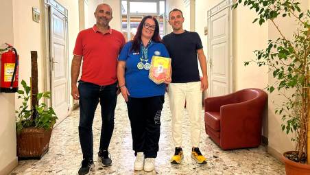 Meldola premia la super pescatrice Fabiola Galassi, campionessa mondiale di Carp Fishing