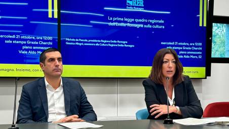 Emilia-Romagna, approvata la prima legge quadro sulla cultura: 76 articoli per riunire quindici normative di settore