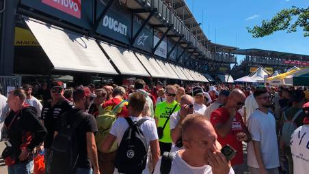 MotoGp, a Misano l’autodromo si riempie: si va verso una grande cornice di pubblico - Gallery
