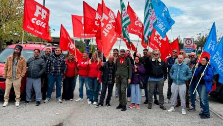 Accordo sul rinnovo del contratto dei servizi ambientali, revocato lo sciopero e il presidio a Cesena