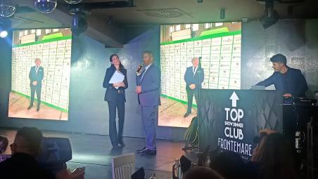 Valentina e Fabrizio Indino mentre ricordano papà Gianni