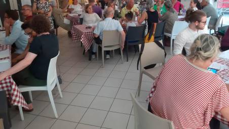 Il pranzo di ieri in vista della chiusura per la pausa estiva