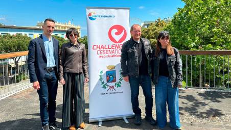 Foto di gruppo al termine della conferenza stampa del Challenge