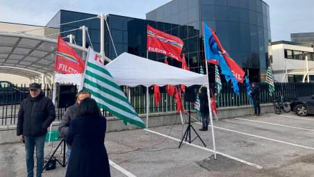 Gruppo Aeffe, già 120 licenziati. Marcello: «50mila euro della Regione per Dream Vision»