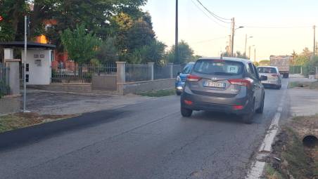 La strada stretta a San Salvatore