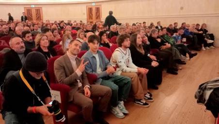 Motociclismo, l’omaggio di Rimini a Bezzecchi, Ferrari e Casadei VIDEO