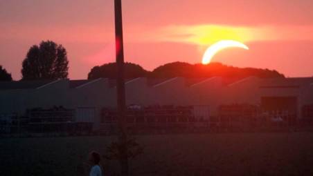 Il momento dell’eclissi (fotoservizio Massimo Fiorentini)