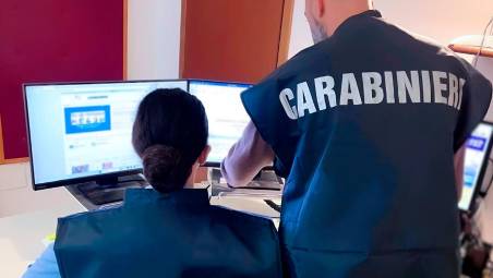 Ha il divieto di dimora in provincia di Rimini e va a rapinare un supermercato di Imola: 48enne arrestato