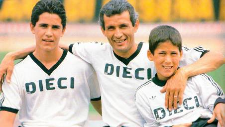 Giampiero Ceccarelli tra i figli Fabrizio e Gianni