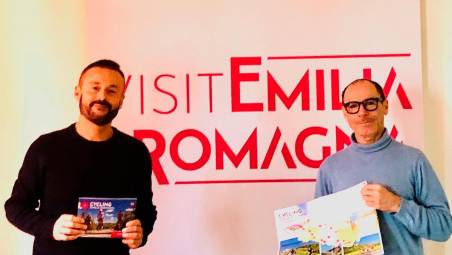 Emilia-Romagna, missione in Oriente per il turismo in bici