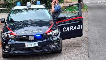 Una pattuglia dei carabinieri in servizio