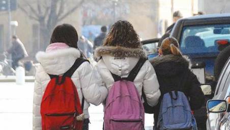 Coriano, il Comune arruola i nonni vigile davanti alle scuole