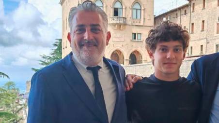 Il Segretario di Stato per l’Industria e lo Sport, Rossano Fabbri con Kimi Antonelli