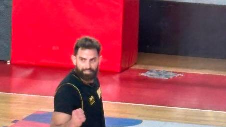 Un Antonello Ricci già carico al suo primo allenamento al Pala Ruggi