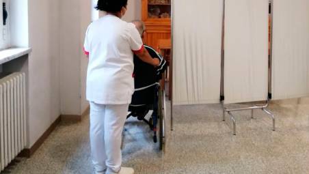 Sanità Emilia-Romagna, Fdi: «Il contributo chiesto agli over 65 è una nuova tassa, offensiva e discriminatoria»