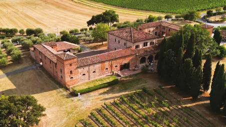 Ttg Rimini, dormire nella storia al Castello di Ribano