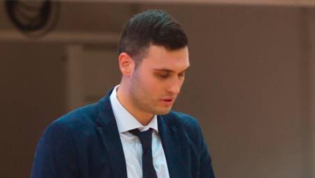 In caso di play-out l’OraSì potrebbe esonerare Andrea Auletta (foto Massimo Fiorentini)