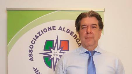 Riccione. Gli albergatori: “E’ ora di aggiornare prodotti e servizi”