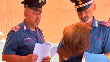 Sarsina, “attenti alle truffe”: i Carabinieri incontrano i cittadini al mercato