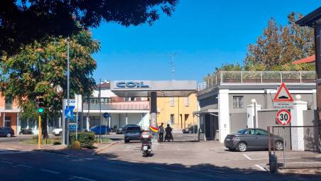 Il distributore in zona Darsena
