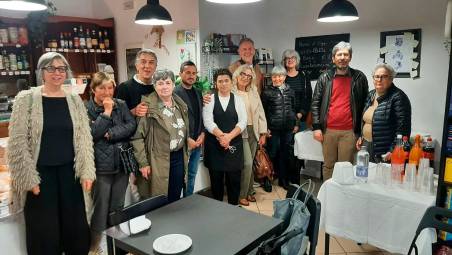 Cesena, mangi il formaggio e leggi un buon libro: l’idea di Daniela e Domenico nella nuova Bottega alimentare